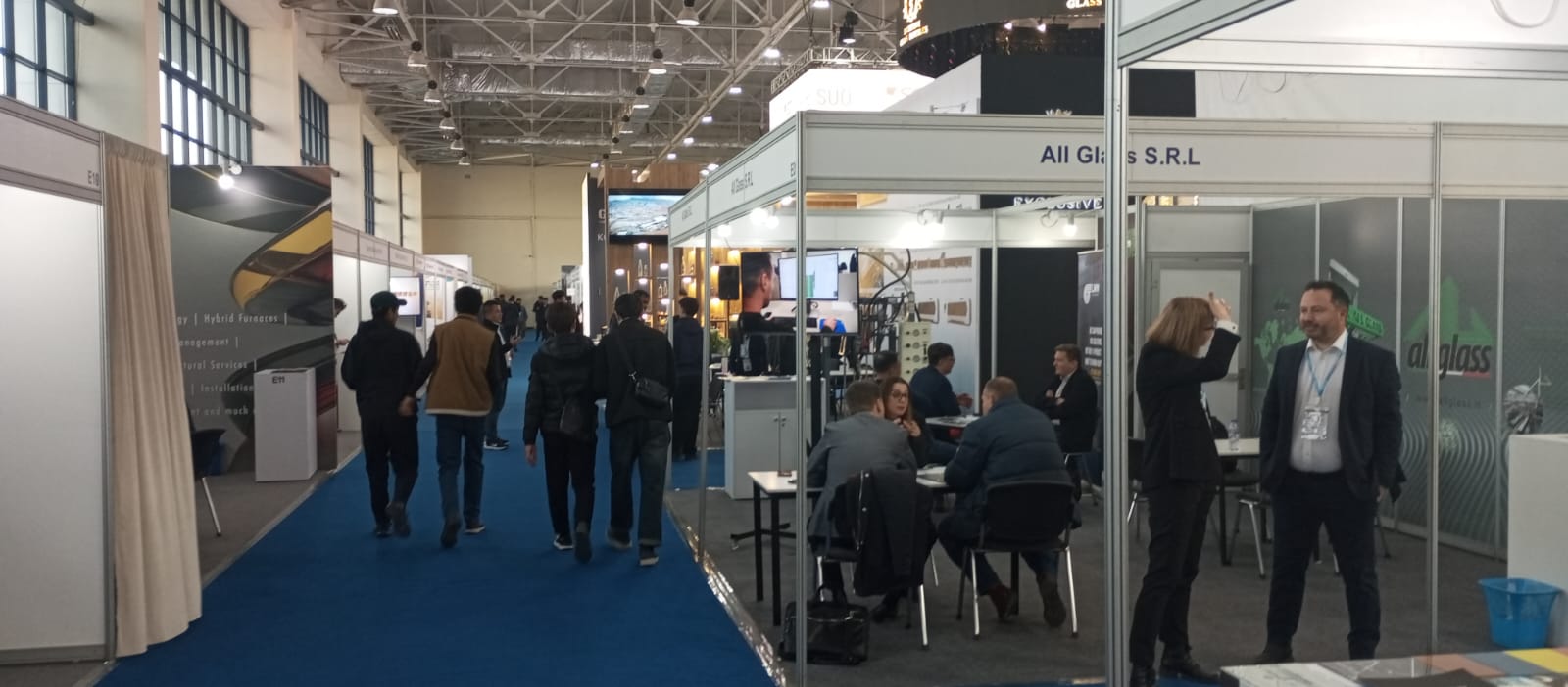 UzGlass exhibition photo 1